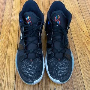 The Nike Kyrie 7 BK Black.
